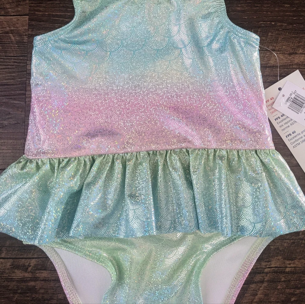 NWT Old Navy Swimsuit